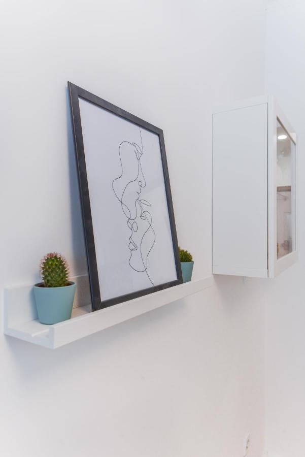 Cosy & Renovated 2Bd Flat Near Vitoshka By Flat Mаnager Lägenhet Sofia Exteriör bild