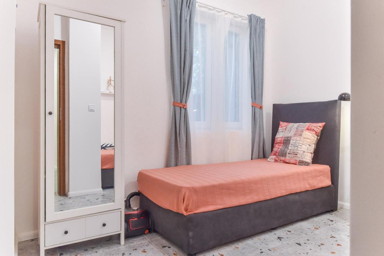 Cosy & Renovated 2Bd Flat Near Vitoshka By Flat Mаnager Lägenhet Sofia Exteriör bild